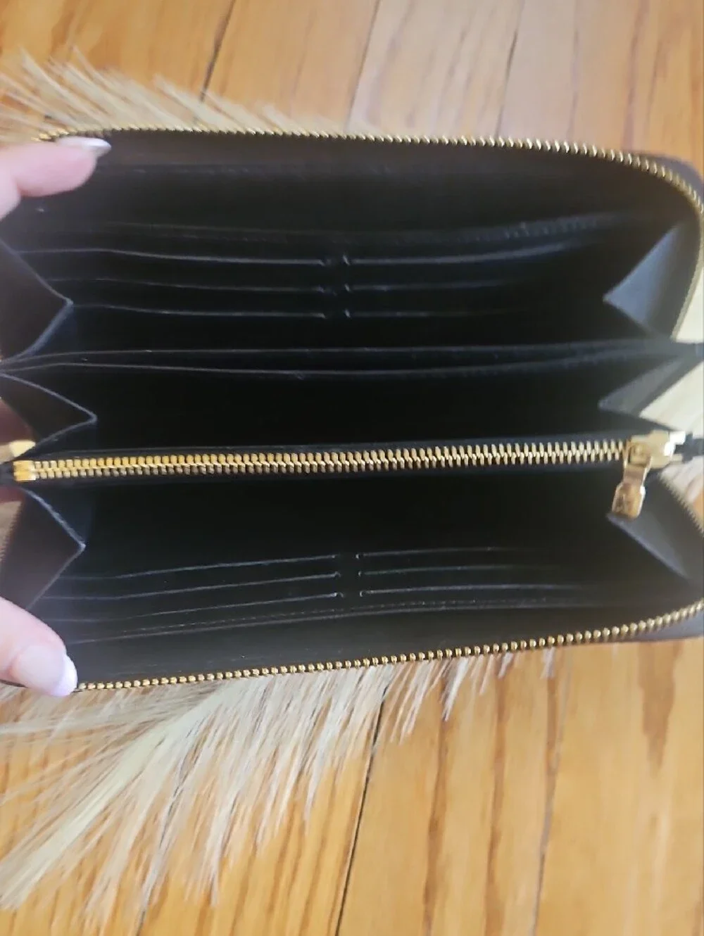 Louis Vuitton Zippy Wallet Giant Monogram Reverse. 100% Authentic